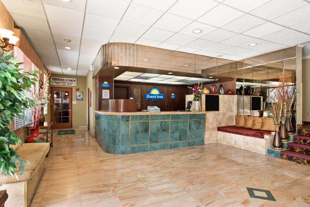 Days Inn By Wyndham Miami Airport North Miami Springs Eksteriør billede