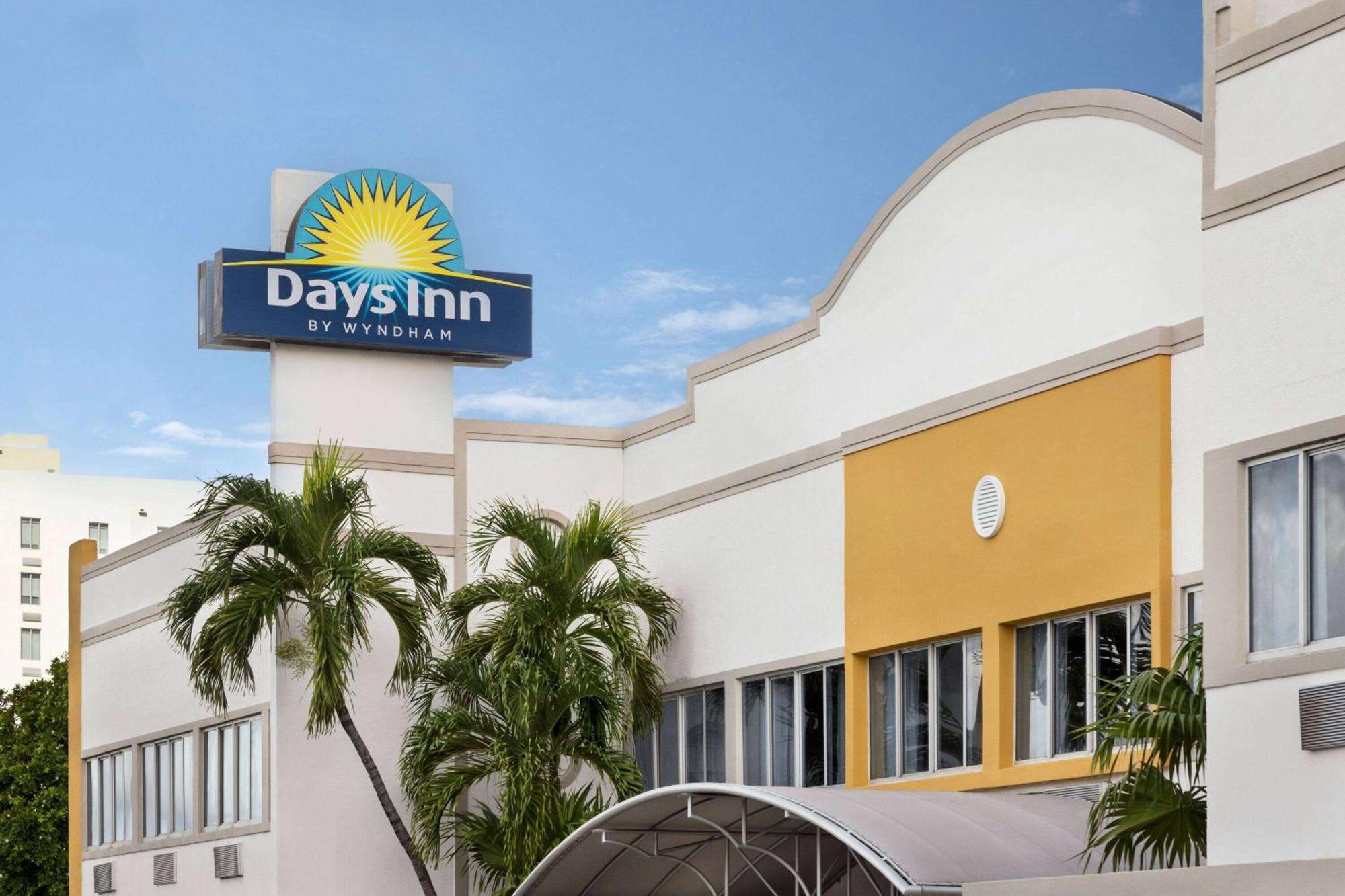 Days Inn By Wyndham Miami Airport North Miami Springs Eksteriør billede