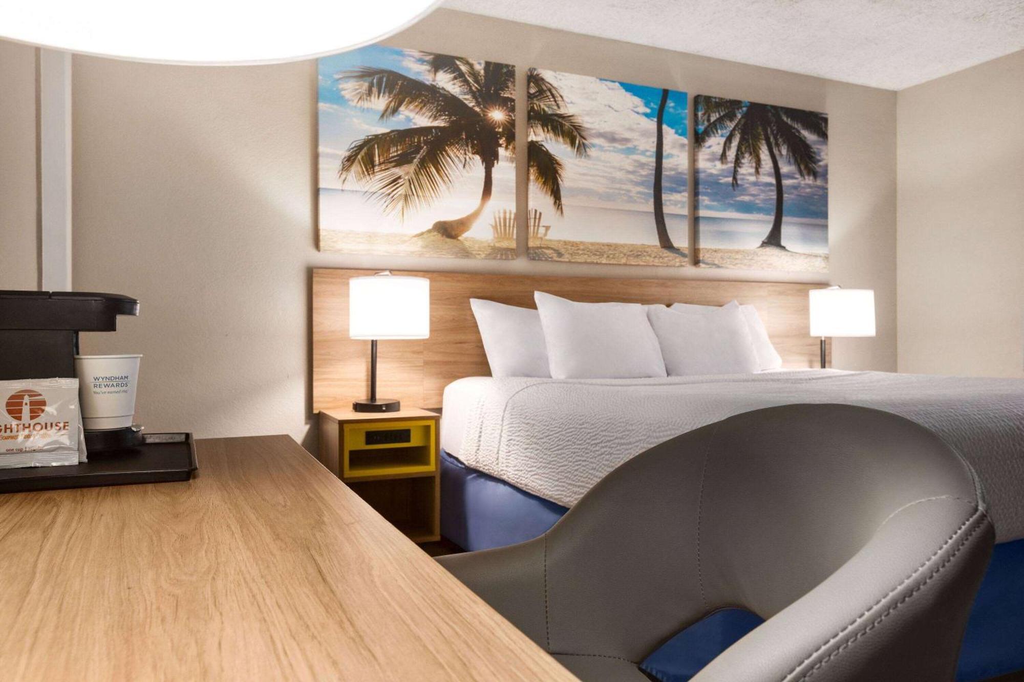 Days Inn By Wyndham Miami Airport North Miami Springs Eksteriør billede