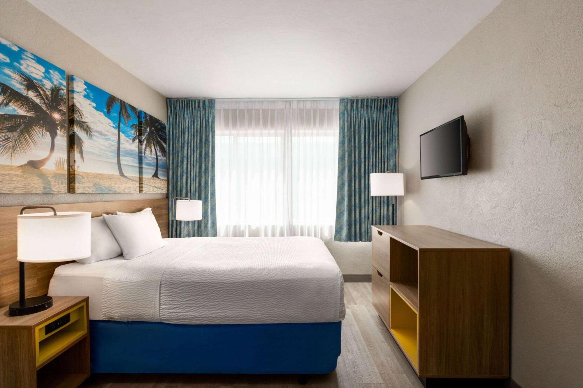 Days Inn By Wyndham Miami Airport North Miami Springs Eksteriør billede