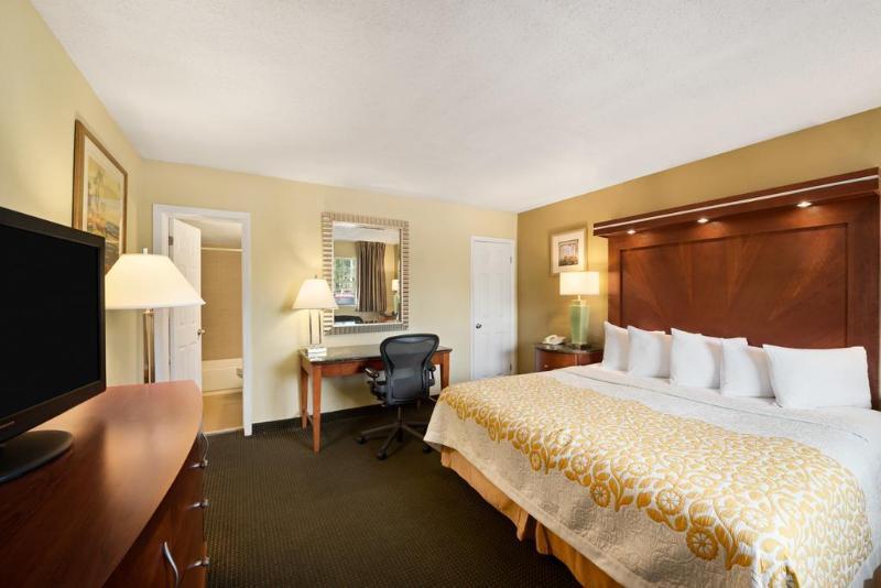 Days Inn By Wyndham Miami Airport North Miami Springs Eksteriør billede